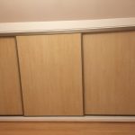 placards couloir nuit